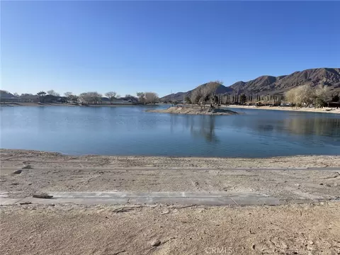 39557 Mountain View Rd, Yermo, CA 92398