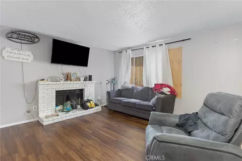 Living - 1140 Oxford Dr, Redlands, CA 92374 photo 1 of 4