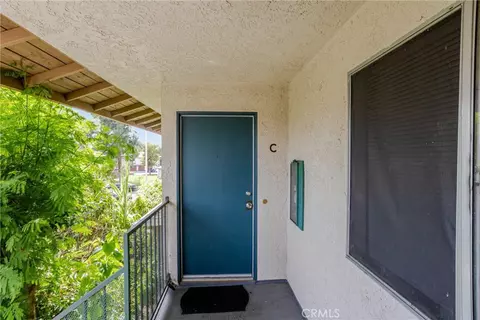 Exterior - 1140 Oxford Dr, Redlands, CA 92374 photo 7 of 8