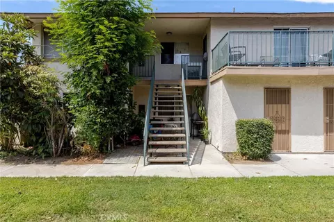 Exterior - 1140 Oxford Dr, Redlands, CA 92374 photo 5 of 8