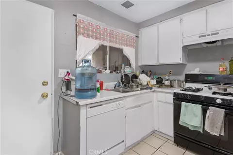 Other - 1140 Oxford Dr, Redlands, CA 92374 photo 2 of 14