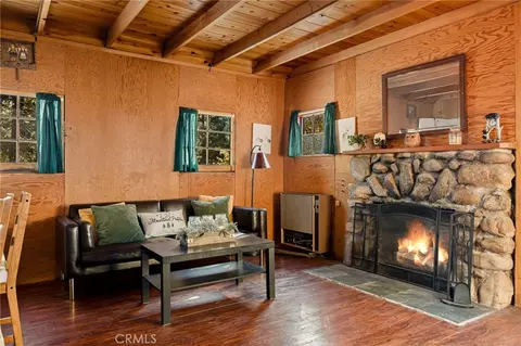 Living - 2478 Elko, Arrowbear Lake, CA 92382 photo 1 of 3