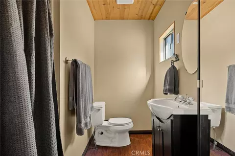 Bath - 2478 Elko, Arrowbear Lake, CA 92382 photo 1 of 1