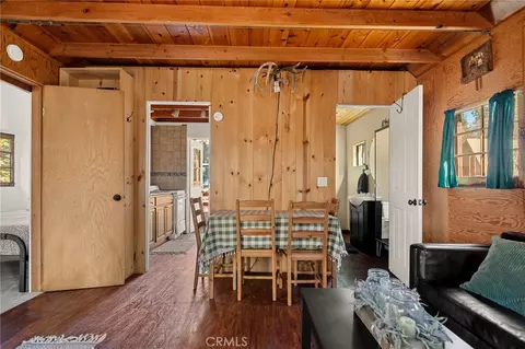 Dining - 2478 Elko, Arrowbear Lake, CA 92382 photo 1 of 1