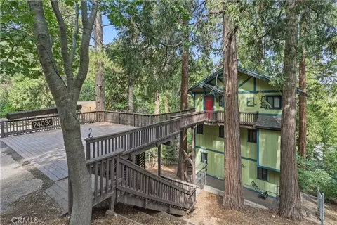 24036 Cresta, Crestline, CA 92325