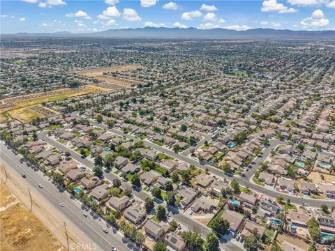 View/Area - 1609 Sutherland, Lancaster, CA 93534 photo 2 of 3