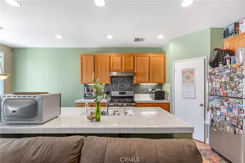 Kitchen - 1609 Sutherland, Lancaster, CA 93534 photo 1 of 3