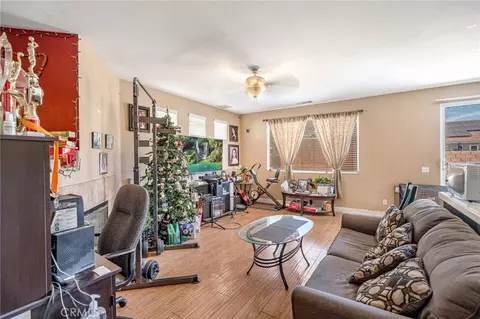 Living - 1609 Sutherland, Lancaster, CA 93534 photo 1 of 2