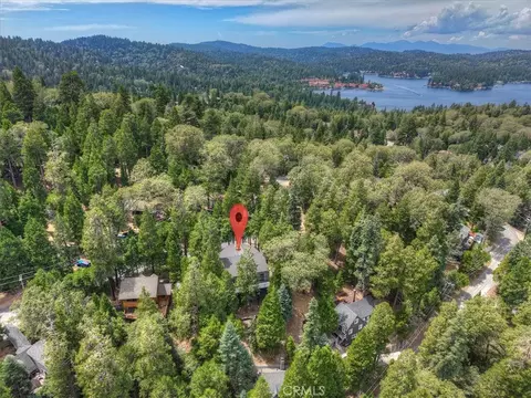 View/Area - 28986 Alder Ter, Cedar Glen, CA 92321 photo 3 of 4