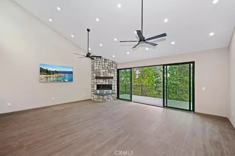 Living - 28986 Alder Ter, Cedar Glen, CA 92321 photo 2 of 9