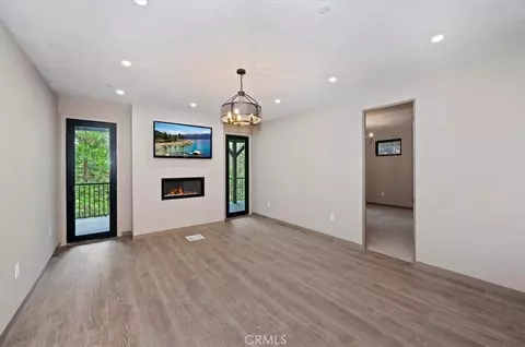 Living - 28986 Alder Ter, Cedar Glen, CA 92321 photo 9 of 9