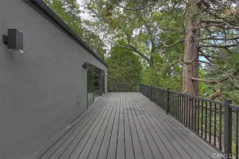 Exterior - 28986 Alder Ter, Cedar Glen, CA 92321 photo 5 of 9