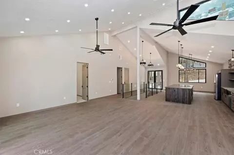 Living - 28986 Alder Ter, Cedar Glen, CA 92321 photo 5 of 9