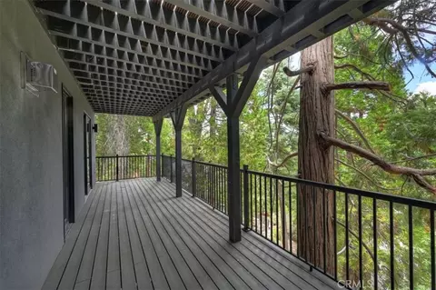 Exterior - 28986 Alder Ter, Cedar Glen, CA 92321 photo 6 of 9