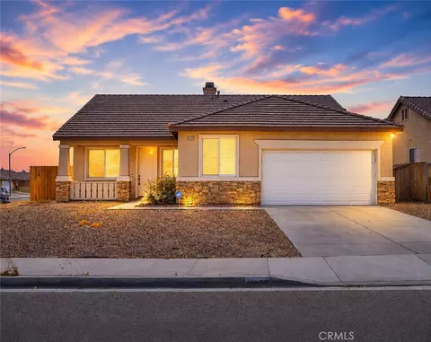 14573 Handsdale St, Adelanto, CA 92301