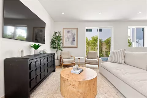 Living - 15540 Colorado, Paramount, CA 90723 photo 2 of 7