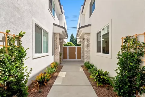Exterior - 15540 Colorado, Paramount, CA 90723 photo 6 of 6