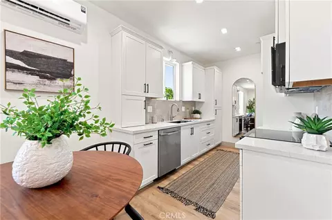 Kitchen - 15540 Colorado, Paramount, CA 90723 photo 9 of 10