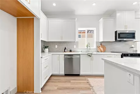 Kitchen - 15540 Colorado, Paramount, CA 90723 photo 4 of 10