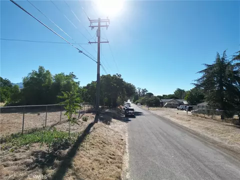 39612 Lincoln, Cherry Valley, CA 92223 photo 3