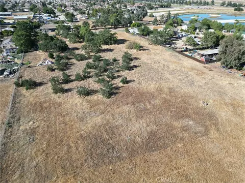 39612 Lincoln, Cherry Valley, CA 92223 photo 6