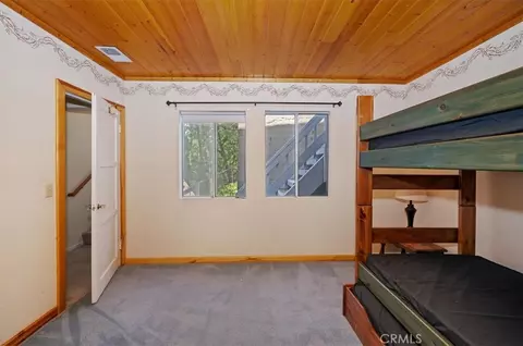 Bedroom - 932 Cedar Dr, Crestline, CA 92325 photo 2 of 7