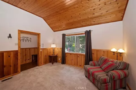 Living - 932 Cedar Dr, Crestline, CA 92325 photo 5 of 5