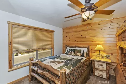 Bedroom - 42311 Eagle Ridge Dr, Big Bear Lake, CA 92315 photo 2 of 8