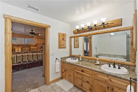 Bath - 42311 Eagle Ridge Dr, Big Bear Lake, CA 92315 photo 3 of 3