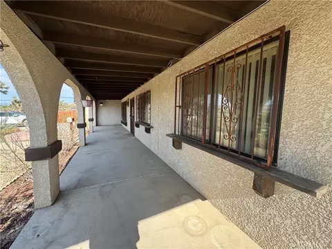 Exterior - 57374 Warren, Yucca Valley, CA 92284 photo 9 of 10