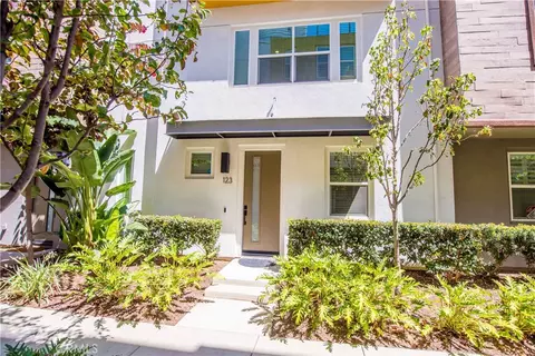 983 E Mason Ln #123, Anaheim, CA 92805