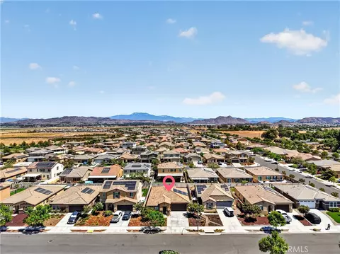 View/Area - 2417 Tulip Dr, Perris, CA 92570 photo 4 of 8