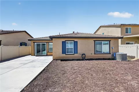 Exterior - 2417 Tulip Dr, Perris, CA 92570 photo 8 of 9
