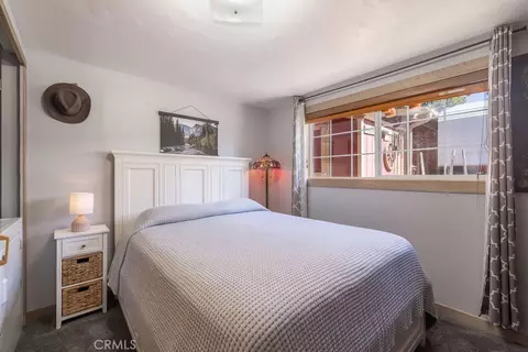 Bedroom - 500 E Mdw, Big Bear City, CA 92314 photo 1 of 7
