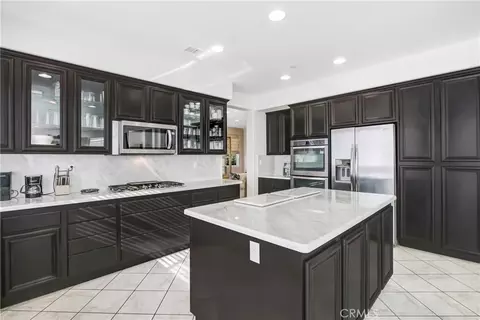 18125 Friendly Ln, Riverside, CA 92508 photo 2