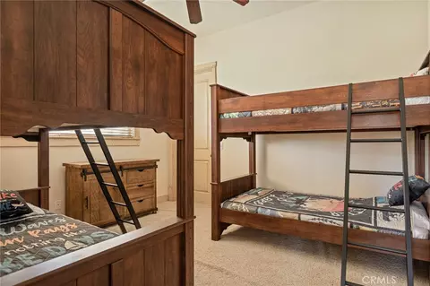 Bedroom - 27920 Matterhorn, Lake Arrowhead, CA 92352 photo 6 of 12