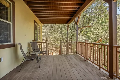 Exterior - 27920 Matterhorn, Lake Arrowhead, CA 92352 photo 8 of 9