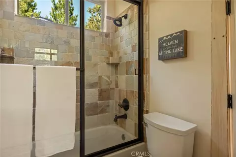 Bath - 27920 Matterhorn, Lake Arrowhead, CA 92352 photo 8 of 8
