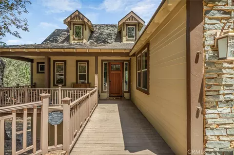 Exterior - 27920 Matterhorn, Lake Arrowhead, CA 92352 photo 3 of 9