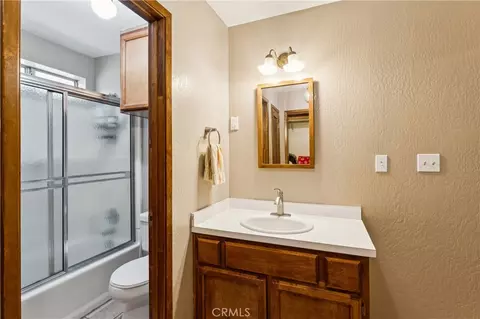 Bath - 28815 Cedar, Lake Arrowhead, CA 92352 photo 1 of 3