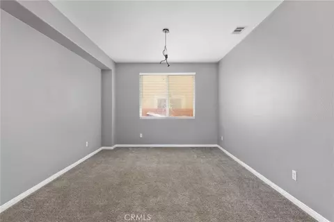 Living - 1485 Moonlight, Beaumont, CA 92223 photo 3 of 5