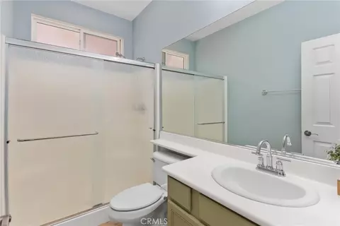 Bath - 1485 Moonlight, Beaumont, CA 92223 photo 1 of 4