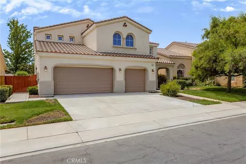 Exterior - 1485 Moonlight, Beaumont, CA 92223 photo 4 of 9