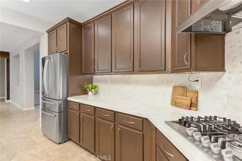 Kitchen - 1485 Moonlight, Beaumont, CA 92223 photo 3 of 5
