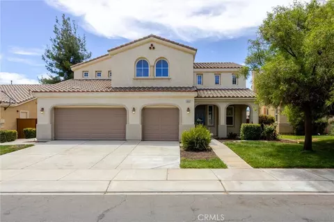 Exterior - 1485 Moonlight, Beaumont, CA 92223 photo 2 of 9