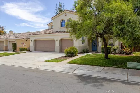 Exterior - 1485 Moonlight, Beaumont, CA 92223 photo 3 of 9