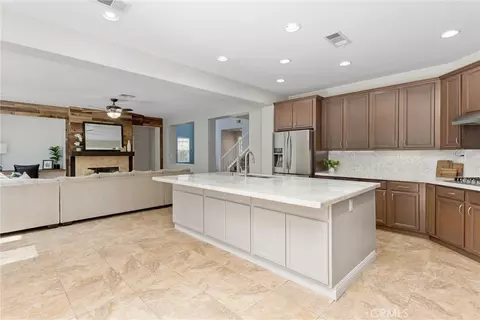 Kitchen - 1485 Moonlight, Beaumont, CA 92223 photo 1 of 5