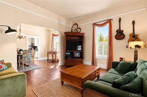 Living - 541 S 4th, Redlands, CA 92373 photo 1 of 3