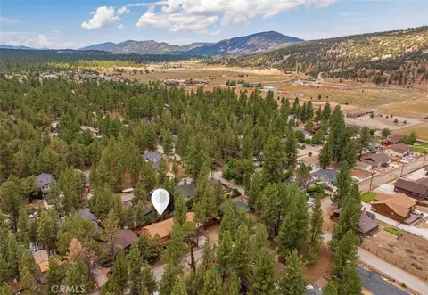 View/Area - 925 E Ln, Big Bear City, CA 92314 photo 2 of 5