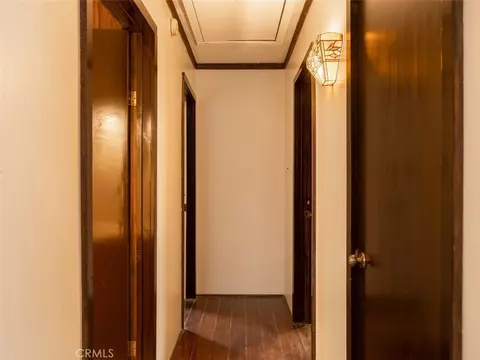 Entry Way - 925 E Ln, Big Bear City, CA 92314 photo 3 of 5